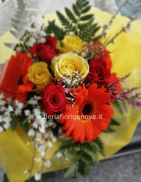 Bouquet fiori misti confezionato